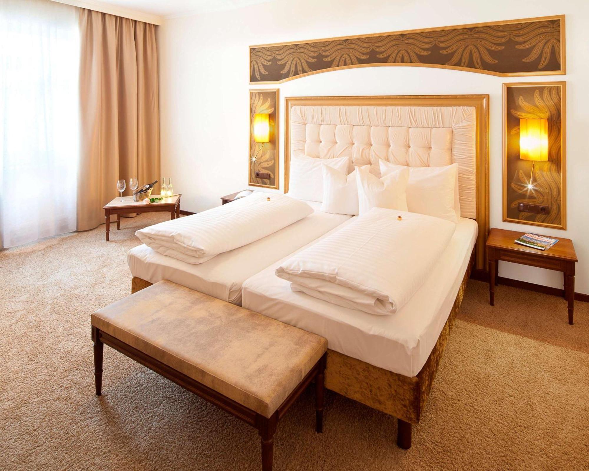 เบสต์ เวสเทิร์น พลัส โฮเทล โกลเดเนอร์ แอดเลอร์ อินส์บรูค Hotel อินส์บรุค ภายนอก รูปภาพ